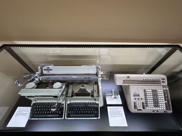 Mathematics dual typewriter and electromechanical calculator